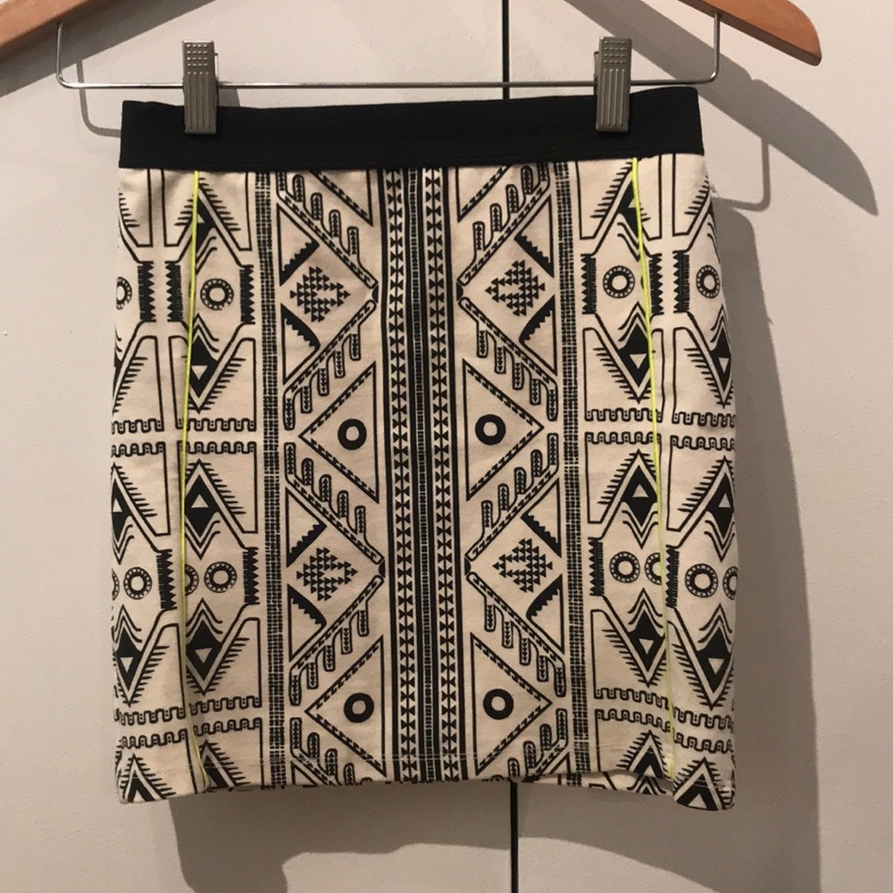 Zara bodycon mini skirt elastic size small